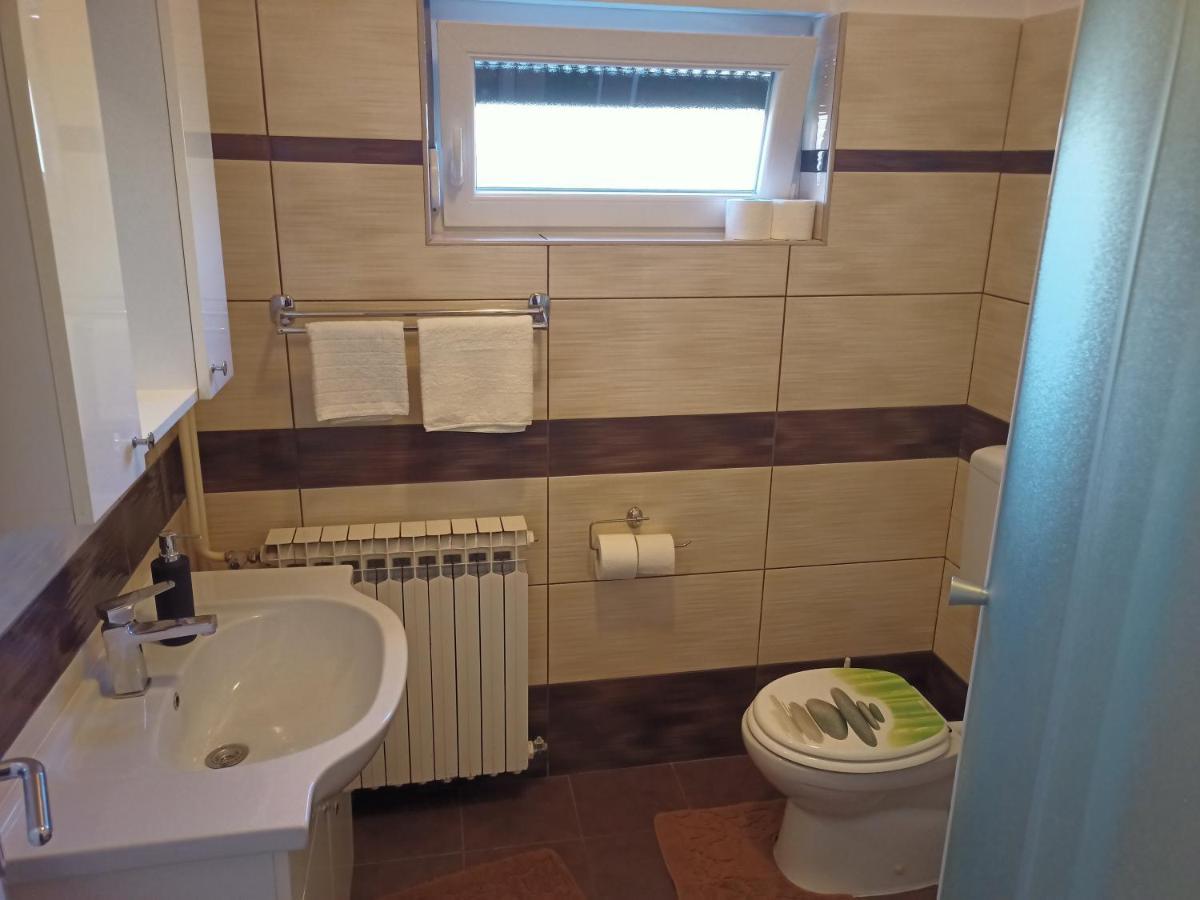 Appartement Tomas,,,spacious House With Private Parking,terrace,5g Internet,,,,, *