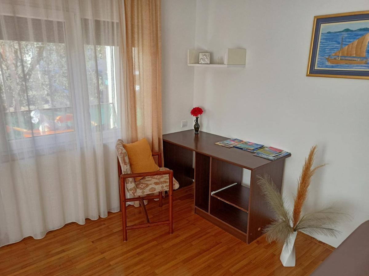 Tomas,,,spacious House With Private Parking,terrace,5g Internet,,,,, Appartement Zadar