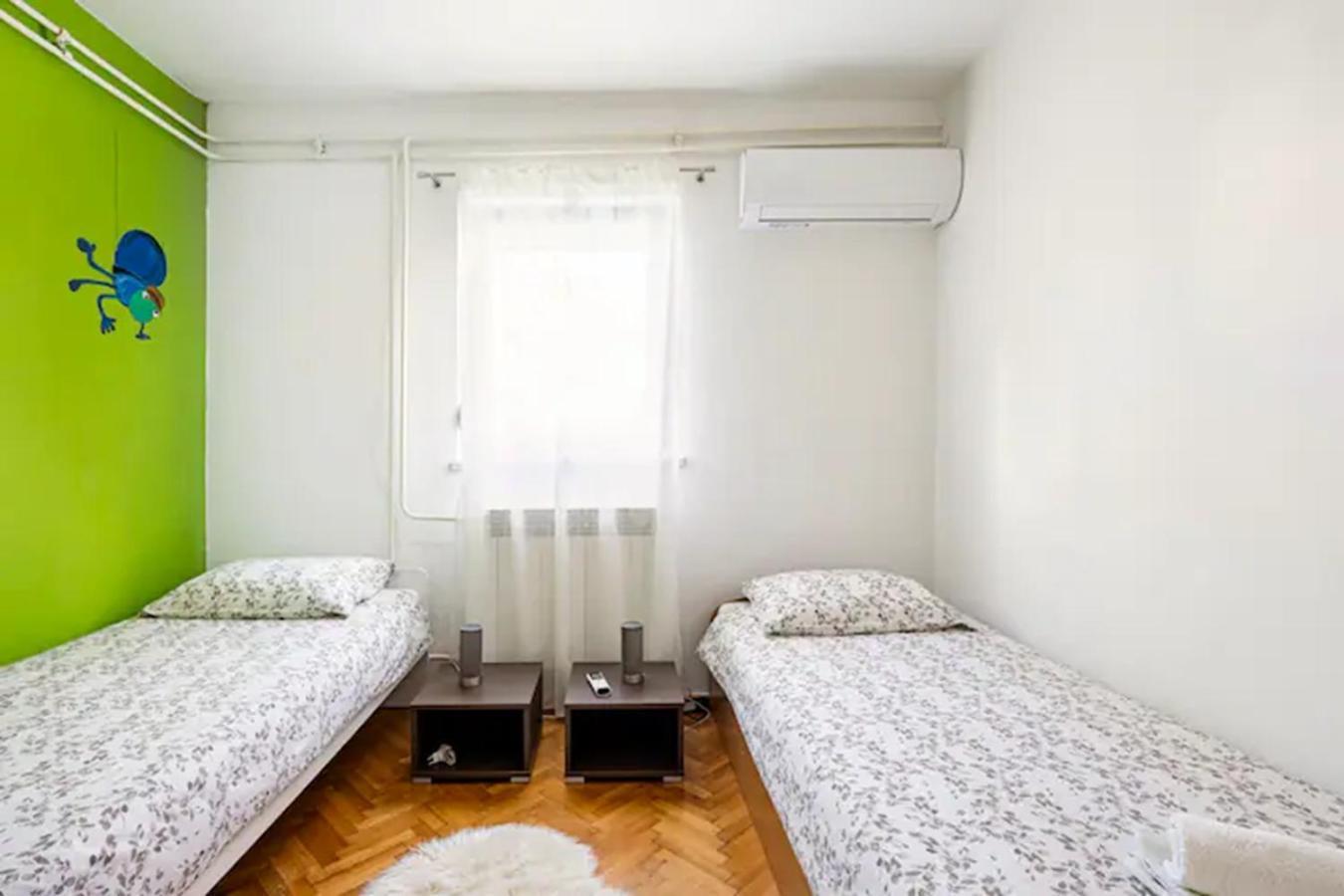 Appartement Tomas,,,spacious House With Private Parking,terrace,5g Internet,,,,,